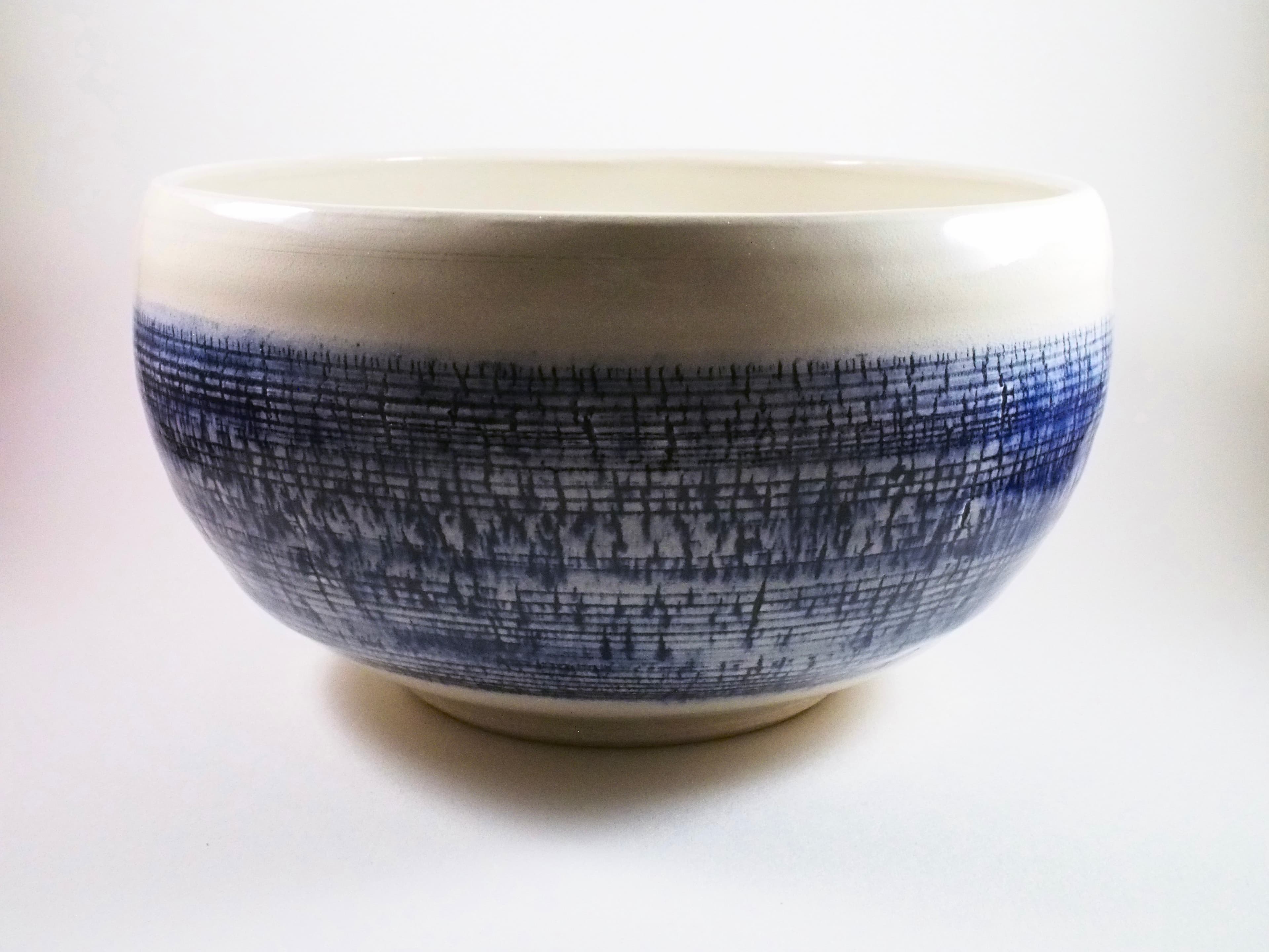 Sodium Silicate Bowl